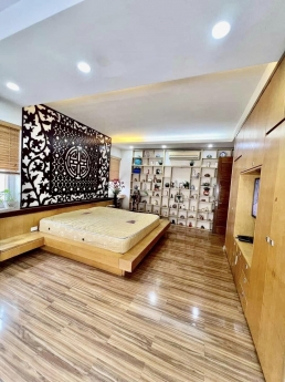 MẶT PHỐ TRUNG TÂM CẦU GIẤY - 60m2 - LÔ GÓC 3 MẶT - KINH DOANH - Ở SƯỚNG