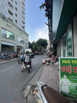 CÓ 1 KHÔNG 2 - BÁN NHÀ NGUYỄN THÁI HỌC HÀ ĐÔNG - VỊ TRÍ CỰC ĐỈNH - PHÂN LÔ - 30M2 NHỈNH 2 TỶ