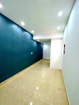 Bán nhà mới 2 tầng, công năng đủ, ngõ 166 Chùa Hàng, Lê Chân. 
20m2 bìa đỏ. Ngõ trước nhà 3m.