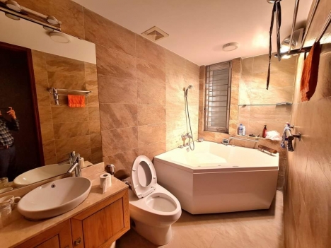 Bán nhà Ngã Tư Sở,Thanh Xuân,DT92x5,MT5.5,ô tô,giá 26 tỷ