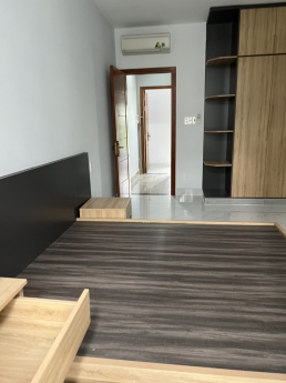 Cho Thuê nhà Gần Chợ Bình Khánh dt 5x18m2 3 lầu nhà mới đường rộng giá 25tr/tháng -