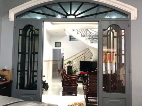 Bán gấp nhà mặt tiền đường số 26 Linh Đông DTCN 88.6m ngang 5,