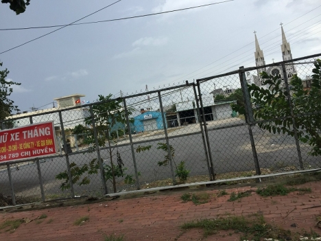 Nhà Bán tặng 1100m2 Đất MT Song Hành Xa Lộ Hà Nội  Q9  Giá chỉ 140tr/m2