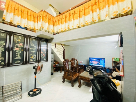 Bán nhà 2.5 tầng độc lập ngõ 97 Đình Đông dtmb 28m ngõ nông rộng. Sổ hồng chính chủ.