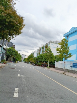 bán nhà Mặt tiền KD đường 20m  trệt Cc Quận 8 Tạ Quang Bửu 59m2 giá 3.55 tỷ