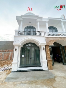 Chỉ 3,850 tỉ (thương lượng)Bán nhà 1 Trệt 1 lầu mới 100% 63m2 SHR thổ cư đường ô tô Nguyễn Ái Quốc