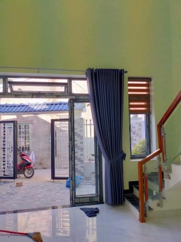 Bán nhà mới xây đối diện Đh Bách Khoa 75m2 giá 2.5 tỷ