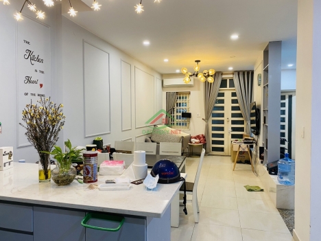 Nhà mới 3 tầng Huỳnh Văn Bánh, Phú Nhuận,70m2 (5x14),chỉ 8.7 Tỷ