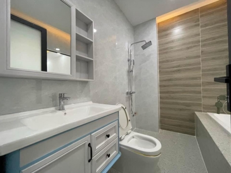 Chủ cần bán gấp căn nhà phố 2 lầu giá rẻ ngay TT tx Tân Uyên