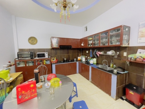 BÁN NHÀ TÂN BÌNH HXH 60 M2 NGANG GẦN 5M 3 TẦNG BTCT ĐẸP LUNG LINH NGUYỄN TRỌNG TUYỂN 6.5 TỶ.