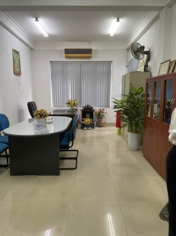 Chính chủ bán nhà Lạc Long Quân Tây Hồ, kinh doanh, 40m/5tầng/6.9tỷ