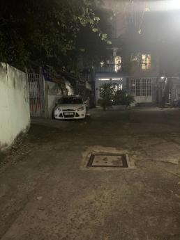 Chỉ 3Tỷ có nhà Tân phú- 6 chỗ đỗ cửa– 2PN – Nở Hậu Tài Lộc