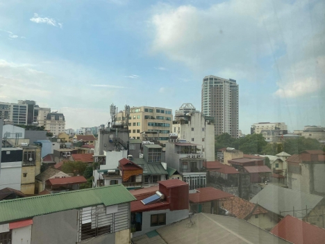 BÁN GẤP TÒA NHÀ KHÁCH SAN 5 SAO TẠI HOÀN KIẾM 100M2,9 TẦNG THANG MÁY.