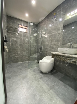 Cần bán gấp nhà phố Chính Kinh, Thanh Xuân, dt 42m2 mới xây 6 tầng giá 7,1 tỷ