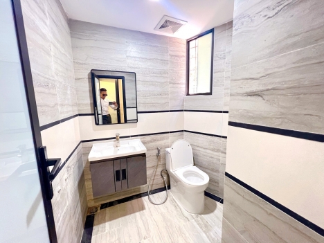 Hot Hot Hot, Siêu phẩm Minh Khai hiện đại ở ngay, Ô Tô đỗ cổng, 78m2, 4 tầng thoáng sáng chỉ Gần 7