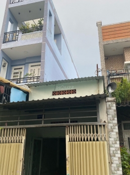 BÁN NHÀ HXH THÔNG TỨ TUNG ĐƯỜNG CHIẾN LƯỢC BÌNH TRỊ A QUẬN BÌNH TÂN GIÁ 3.9 Tỷ.