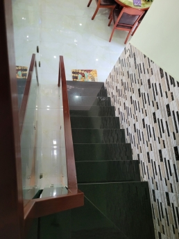 BÁN NHÀ XÔ VIẾT NGHỆ TĨNH PHƯỜNG 25 BÌNH THẠNH -70 M2- NGANG 7,3 M-SỔ VUÔNG- PHÁP LÝ CHUẨN- NHỈNH