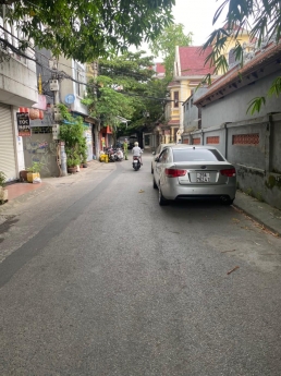 NHÀ NGUYỄN VĂN CỪ - MẶT NGÕ Ô TÔ TRÁNH – GARA – 55 M2 – 4 TẦNG – 6,3 TỶ