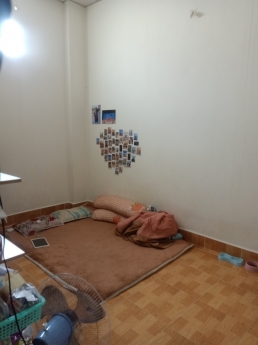 Bán nhà cũ tiện xây mới Lê Trọng Tấn hẻm thông 2 tầng 2 PN 2WC.