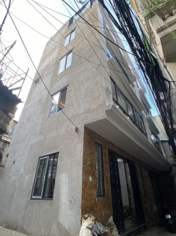 Bán nhà phố Kim Mã, diện tích 52m 3 mặt thoáng, 5 tầng giá 5,9 tỷ