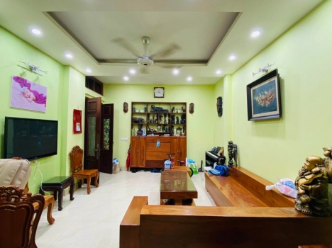 Bán nhà Trung Phụng, 50m2 x 5T, nhỉnh 5 tỷ Ô TÔ