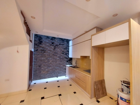 BÁN GẤP NHÀ LÊ ĐỨC THỌ 50M2 5 TẦNG MT 4M NHỈNH 5 TỶ