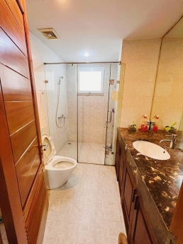 BÁN NHÀ PHỐ LÊ THANH NGHỊ: 37M2, 4 TẦNG, 3 NGỦ, MT 3.5M, LÔ GÓC, NHỈNH 4 TỶ.