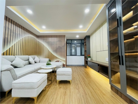 Nhà đẹp Quang Trung, Gò Vấp – HXH, 62m2, 5 tầng, Tặng nội thất, Giá rẻ.