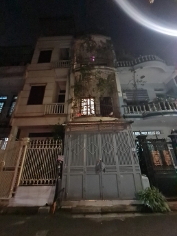 BÁN NHÀ NGUYỄN VĂN CỪ-Ô TÔ-DÂN XÂY-TRUNG TÂM- 38M2, 3 TẦNG, 3.5 TỶ