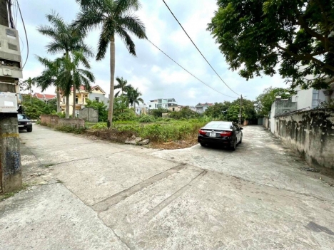 Cần bán 51.7m đất lô góc tại Nguyên Khê, Đông Anh. Ngay trục Lê Hữu Tựu, Giá 48 triệu