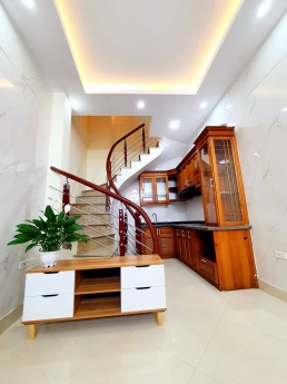 NHÀ ĐẸP NAM DƯ - OTO – 31m2 – GẦN sát PHỐ - CHỈ 2.75 TỶ