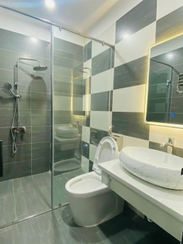 CÓ MỘT KHÔNG HAI phố Vương Thừa Vũ, Khương Mai, 32m, 6 tầng, gần ô tô, kinh doanh, nhà ĐẸP 5.2 tỷ