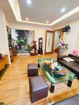 BÁN NHÀ PHỐ LÊ THANH NGHỊ: 37M2, 4 TẦNG, 3 NGỦ, MT 3.5M, LÔ GÓC, NHỈNH 4 TỶ.