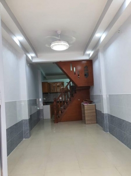 BÁN NHÀ TRUNG TÂM PHÚ NHUẬN-GIÁ NHỈNH 3 TỶ.