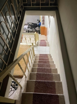 TRUNG TÂM BA ĐÌNH-NỞ HẬU-CHỈ 2 TỶ CÓ NHÀ ĐỘI CẤN