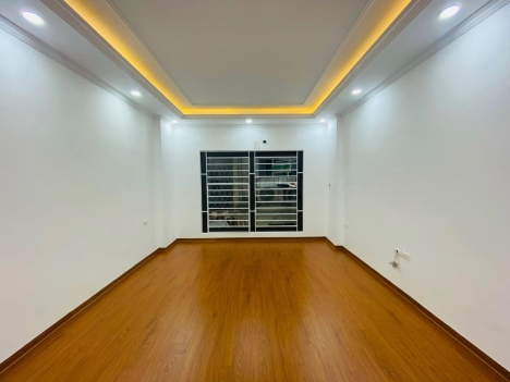 CHỈ MỘT CĂN DUY NHẤT tại phố Vương Thừa Vũ, Khương Mai, 32m, 6 tầng, gần ô tô, kinh doanh, nhà ĐẸP