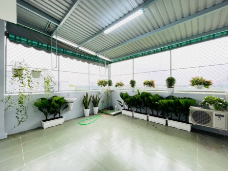 Định Cư Gả Lại Hoa Hậu - MT Gò Vấp - 4.5x15m - 65m2 - Vuông A4 - 4 Tầng ST - Gara Ô tô - Chỉ 8.1 tỷ