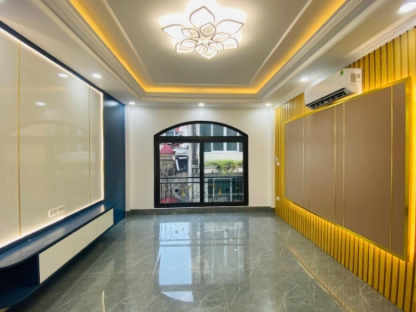 CHỈ MỘT CĂN DUY NHẤT tại phố Vương Thừa Vũ, Khương Mai, 32m, 6 tầng, gần ô tô, kinh doanh, nhà ĐẸP