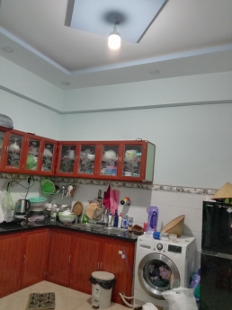 Bình Tân liên khu 4.5 mặt tiền hẻm kinh doanh 40m2 .1 lầu nhỉnh 2 tỷ