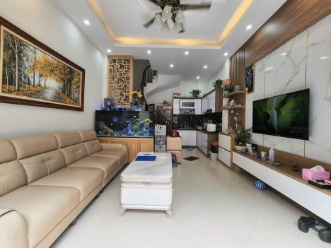 ĐÔNG NGẠC NHÀ ĐẸP Ở LUÔN,Ô TÔ ĐỖ CỬA,15M RA Ô TÔ TRÁNH,FULL NỘI THẤT XỊN SÒ,CHỈ VIẸC XÁCH VALI VỀ