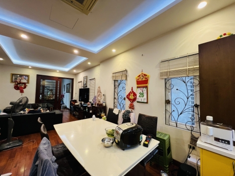 Bán nhà Nguyễn Văn Cừ 54Mx5T Căn góc, vỉa hè, Ôtô, Kinh Doanh 11tỷ