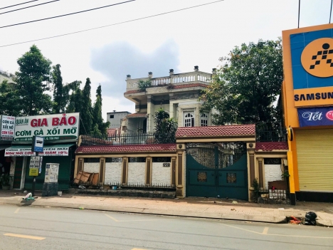 Bán nhà mặt tiền số 111A đường Gò Dầu. DT 12x27, vị trí đẹp. Giá 65 tỷ thương lượng.