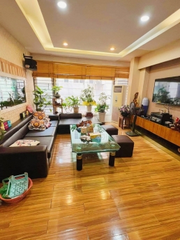 BÁN NHÀ PHỐ LÊ THANH NGHỊ: 37M2, 4 TẦNG, 3 NGỦ, MT 3.5M, LÔ GÓC, NHỈNH 4 TỶ.