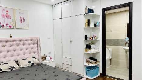 Bán gấp căn trung cư HH1  90 Nguyễn Tuân, Hướng Đông Nam cực hiếm, Hơn 70m2, 2 ngủ, 2WC. Giá 3,33