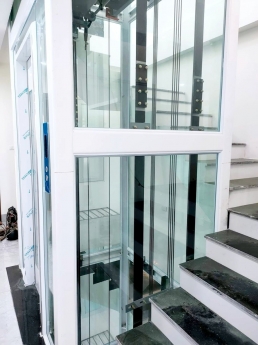 Tòa nhà dòng tiền cho Tây thuê Đặng Thai Mai, Tây Hồ, Dt 86m, 7T, Ô TÔ tránh, giá 18,5 tỷ.