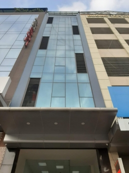 + Phố Quán Sứ là con phố rất víp, tọa lạc tại trung tâm Hoàn Kiếm, nối các con BÁN TÒA KHÁCH SẠN 9