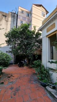 BÁN SIÊU PHẨM HỒ TÂY - MẶT HỒ - CÓ DÒNG TIỀN ĐANG CHO THUÊ - GIÁ 270 triệu/m2