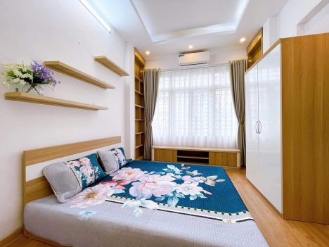 Chính chủ cần bán nhà Hồ Tùng Mậu 50m2x 4 tầng, mặt tiền 4m, giá 5 tỷ