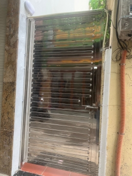 Nhà đệp ở ngay, Đống Đa 51m2, ngõ oto tránh, đỗ cổng