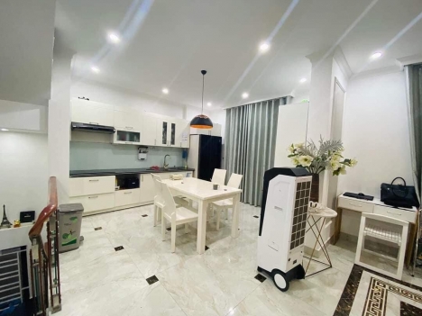 BÁN NHÀ 4 TẦNG LÔ GÓC HIỆN ĐẠI TẠI TRUNG TÂM PHỐ LẠCH TRAY.
NHÀ MẶT NGÕ PHỤ,Ô TÔ NHỎ HOẶC XE TẢI